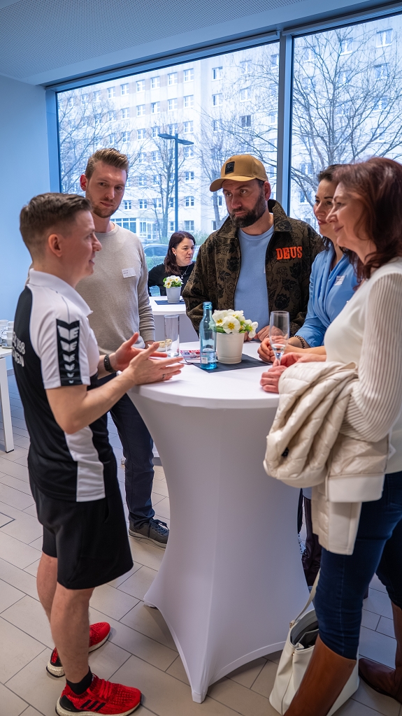 Bild 10: H 260327 Netzwerk Springergala 45