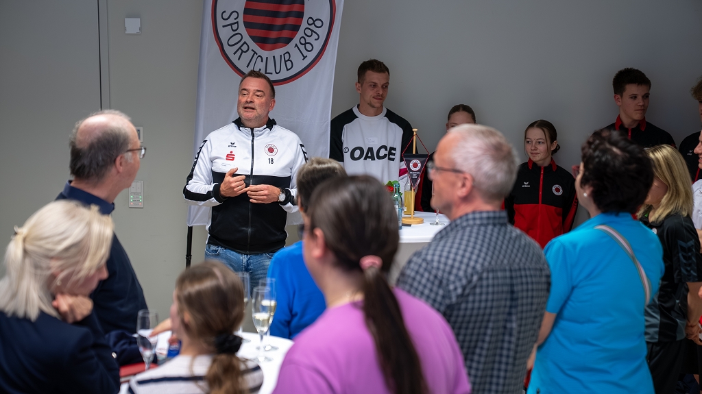 Bild 15: H 260327 Netzwerk Springergala 02