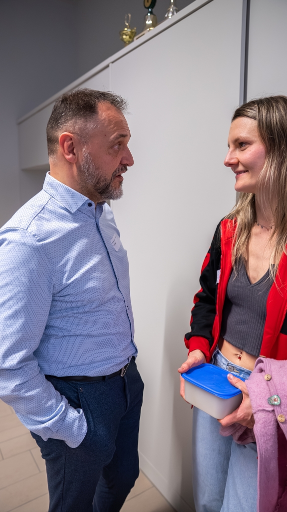 Bild 7: H 260327 Netzwerk Springergala 55