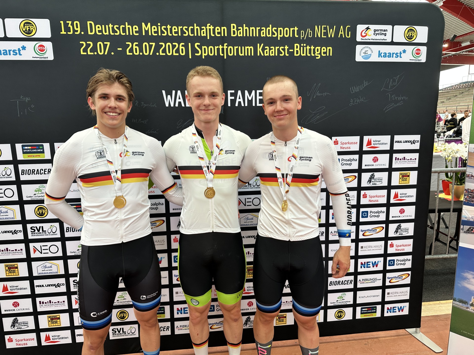 Bild 1: A621429c 7077 4dae B2dd 94edef74a293