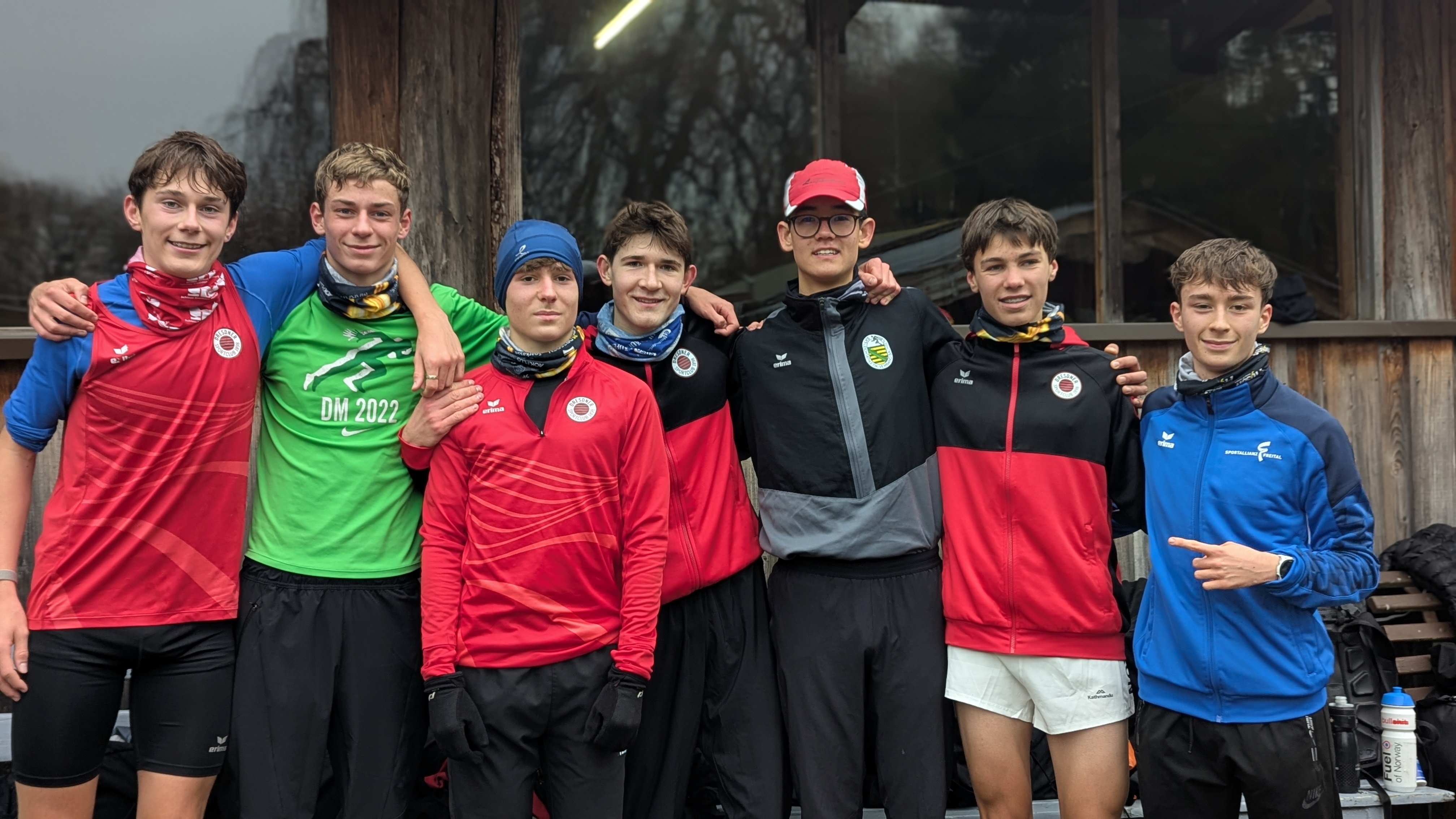 PXL 20251115 125725133.PORTRAIT