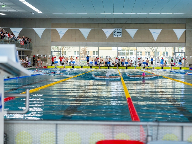 Christstollen-Schwimmfest 2024 - Bild 11: H 20241221  FLP0232 Verbessert RR