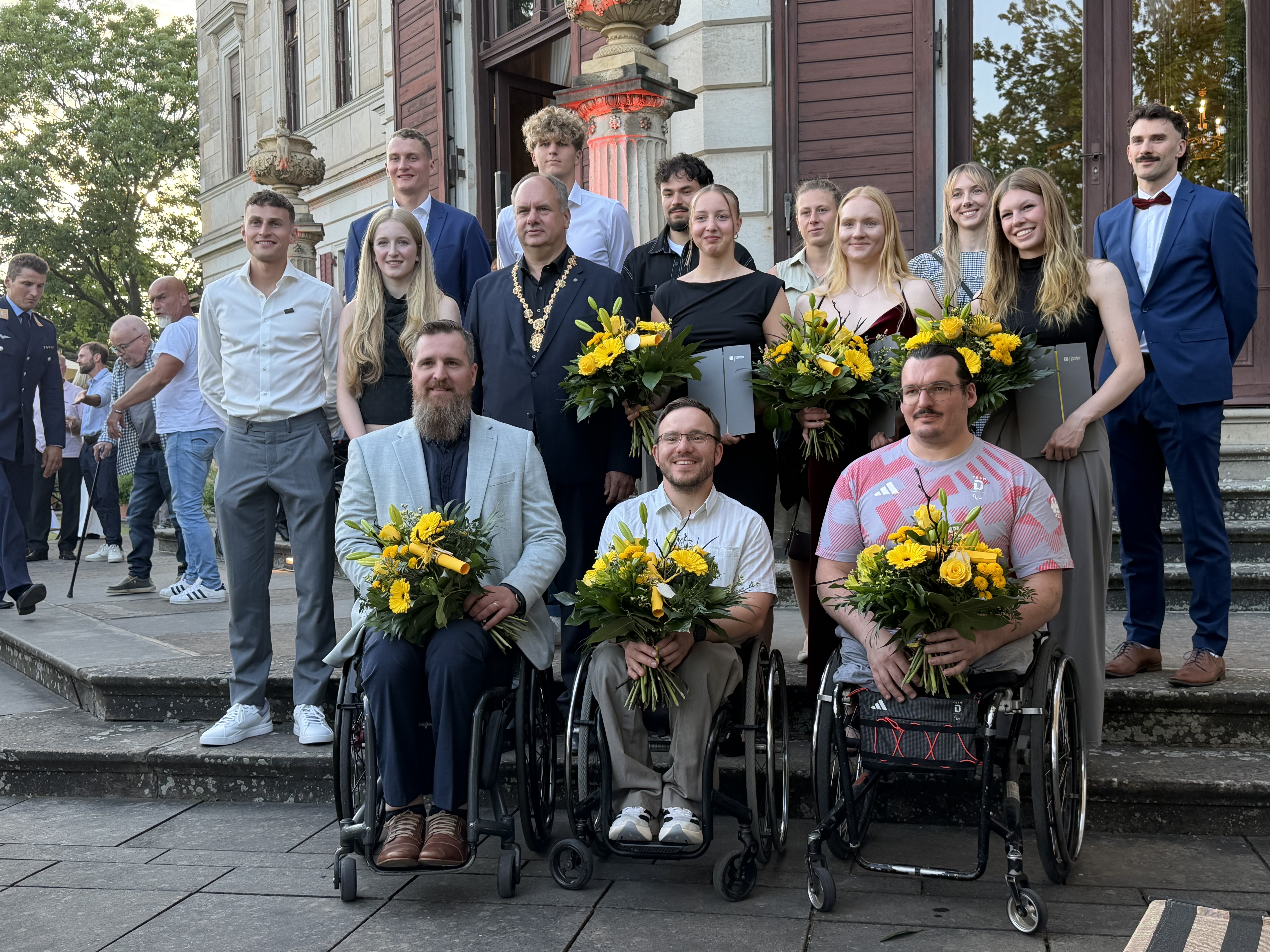 Gruppenfoto Stipendium Unvollständig