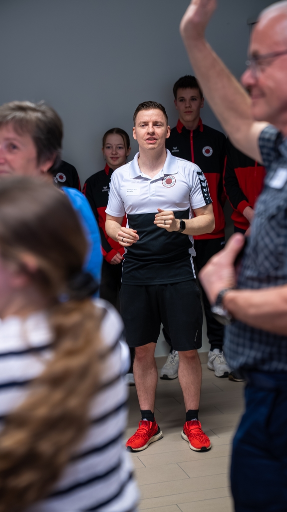 Bild 12: H 260327 Netzwerk Springergala 14