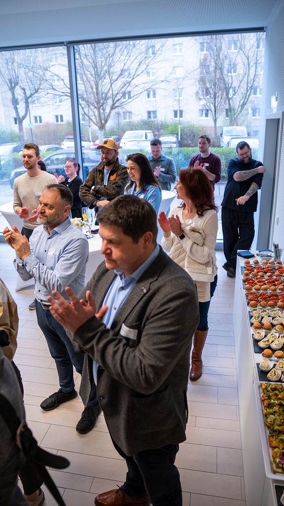 Bild 11: H 260327 Netzwerk Springergala 20