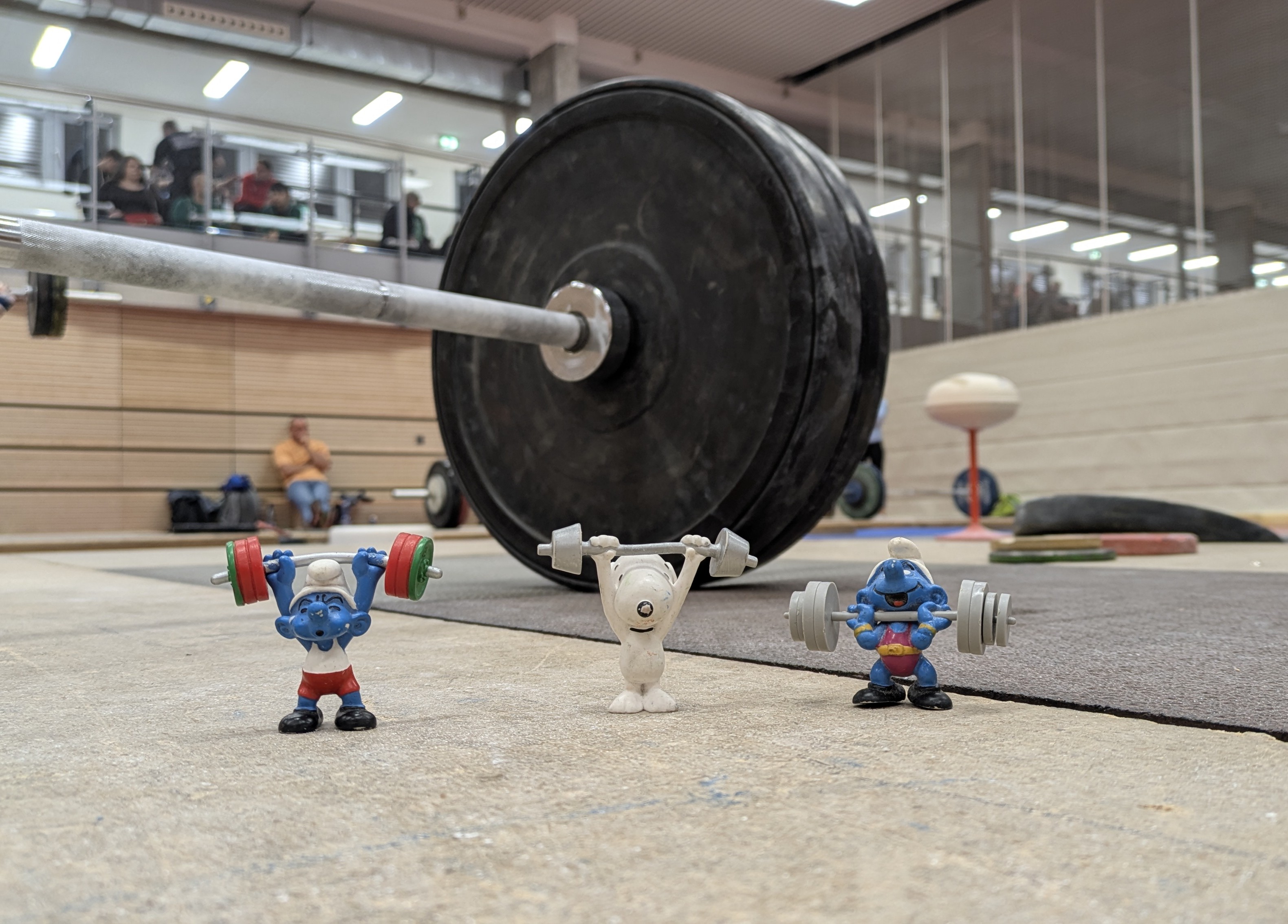 PXL 20251129 181829408