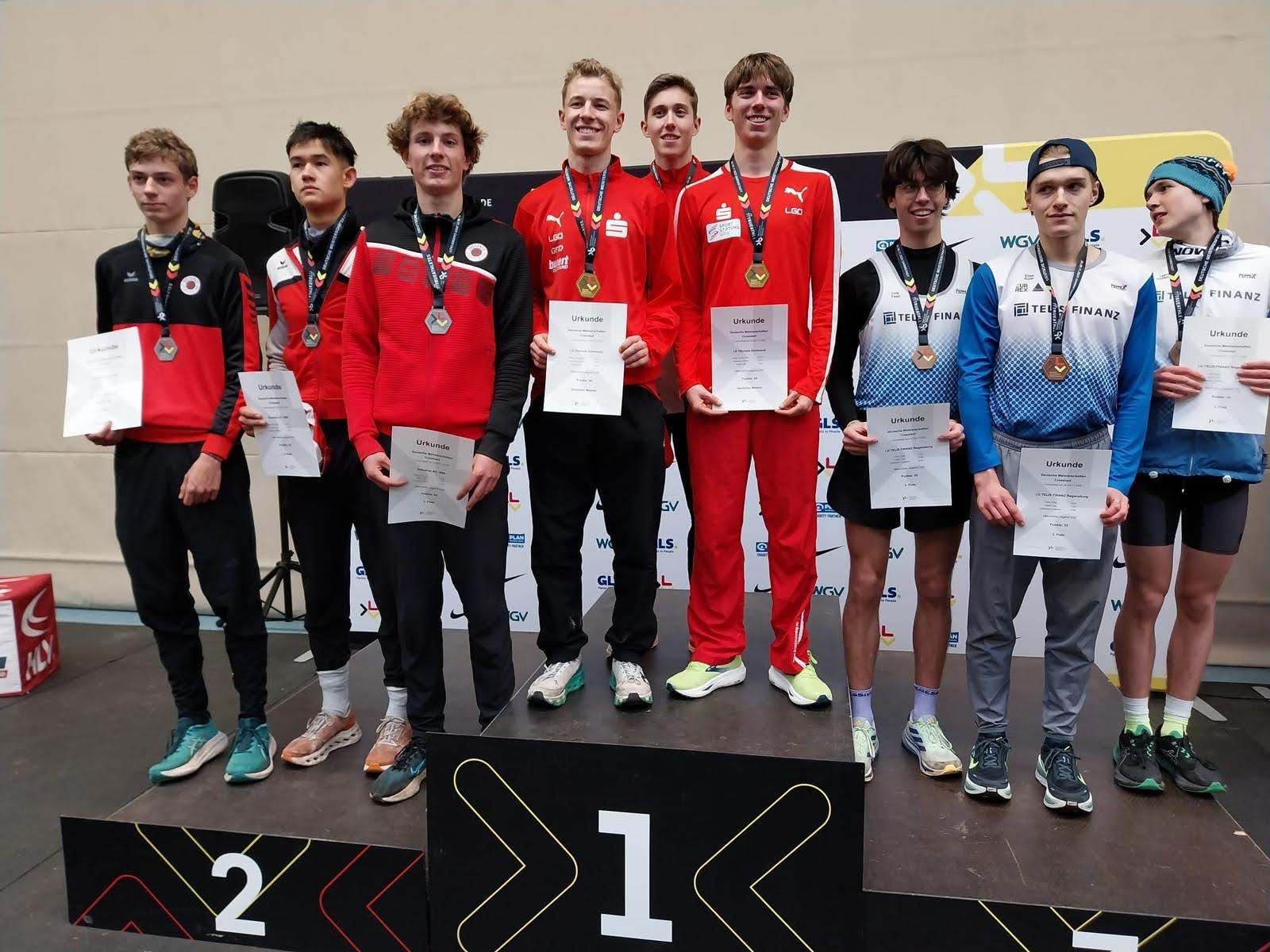 Silber im Team geht an Marius Lampert, Erik Sato und Louis Bianchin