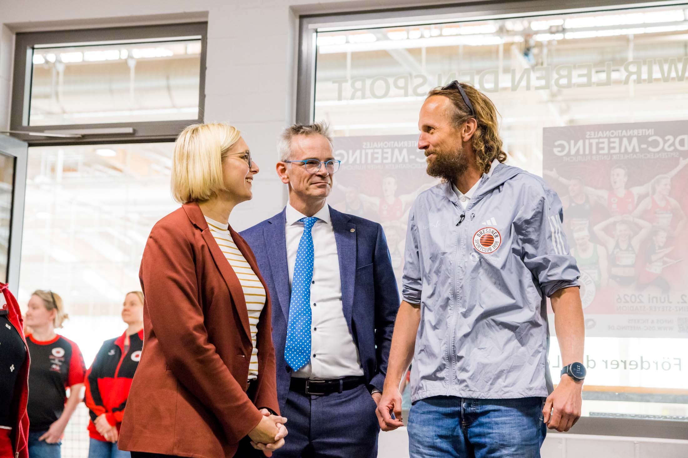 Bild 5: 0035 Dsc Besuch Fr Dr Schenderlein 28april26  Web