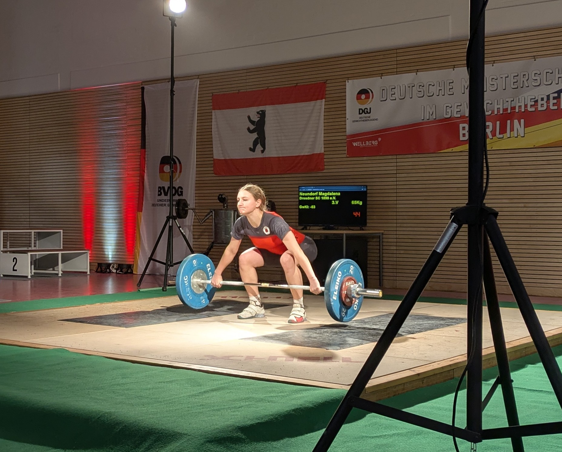 4212d596 Dfdc 4541 B649 79133741a65d~1